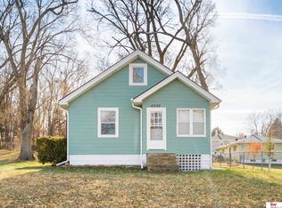 4535 Frederick St, Omaha, NE 68106