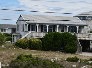 414 Ocean Dr, Emerald Isle, NC 28594