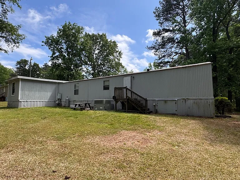 2289 S Lake Dr — Photo 24