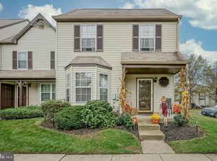 57 Knoll Dr, Blackwood, NJ 08012