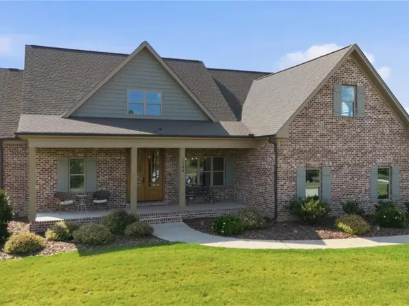 1144 Haynes Rd, Summerfield, NC 27358