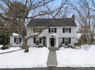 71 Westgate Rd, Wellesley, MA 02481