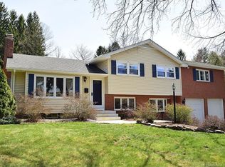 44 Willow St, South Windsor, CT 06074