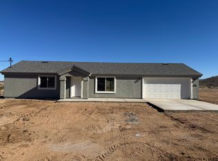 8684 N Stockton Hill Rd, Kingman, AZ 86409
