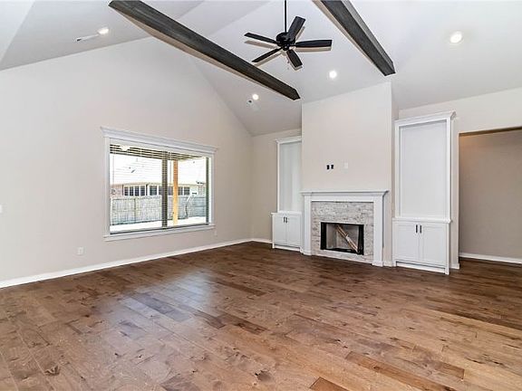 4th image of 6201 S 59th St