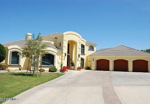 2nd image of 8525 N Canta Bello