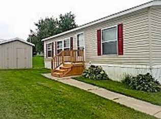 62 Pine Dr E, Mason, MI 48854