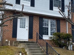 9738 Red Clover Ct, Parkville, MD 21234