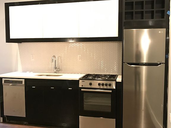 5th image of 162 Woodruff Ave #2FF