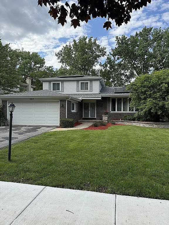 1812 E Apache Ln photo 1