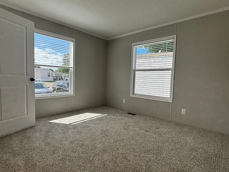 1415 Fisk Rd — Photo 29