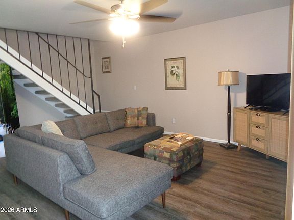 3rd image of 14259 N OAKWOOD Lane W