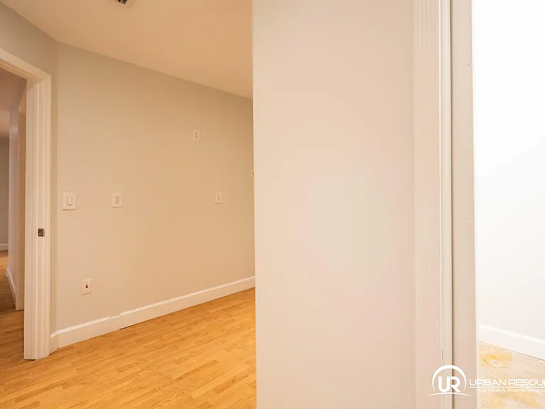 3119 SW 22nd St — Photo 31