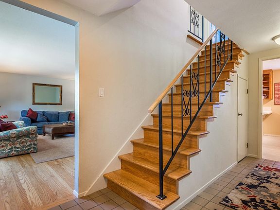 3rd image of 108 Belwood Ln