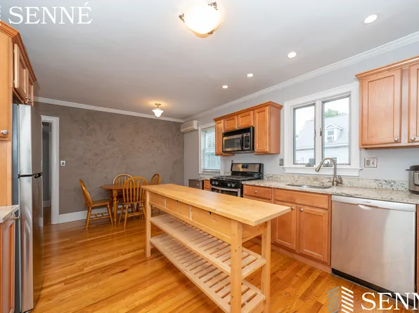 121 Sciarappa St, Cambridge, MA 02141