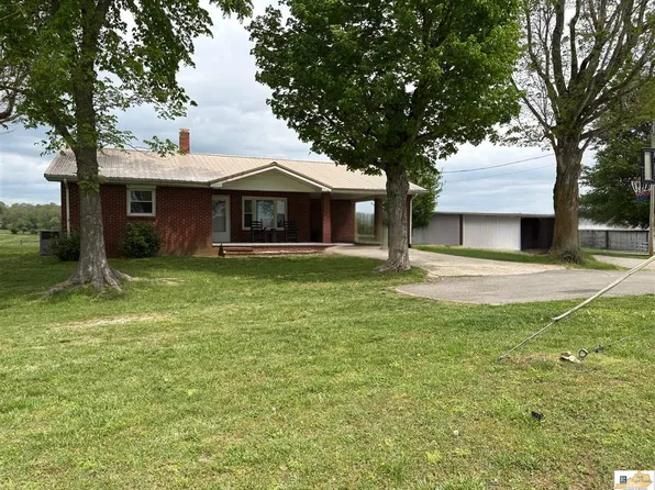 402 Alexander Ave, Cave City, KY 42127