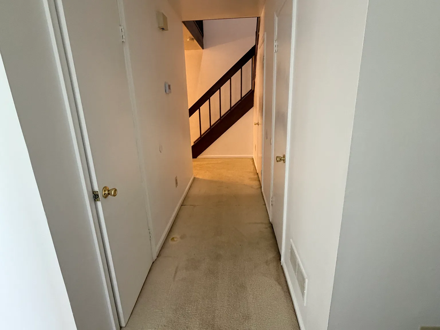 3 bed, 2.5 bath, 1702 sqft, $1,800 — Photo 3