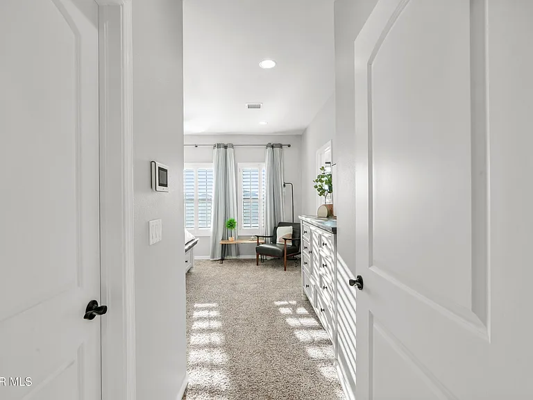 825 Acton St — Photo 25
