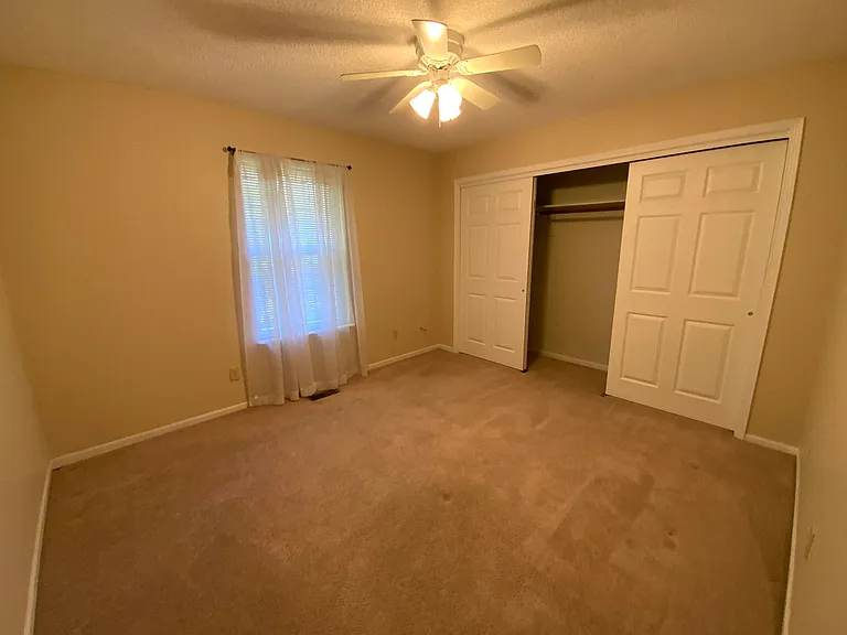 1605 Steamboat Ln — Photo 62
