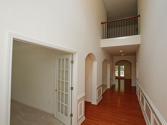 3rd image of 342 Collins Glen Ct