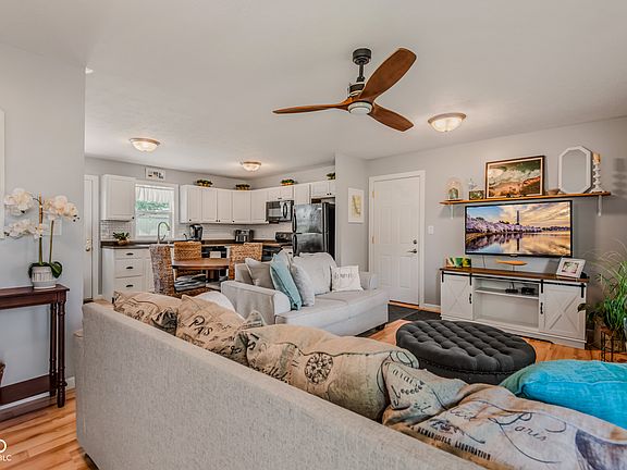 5th image of 2216 Dawnshire Dr