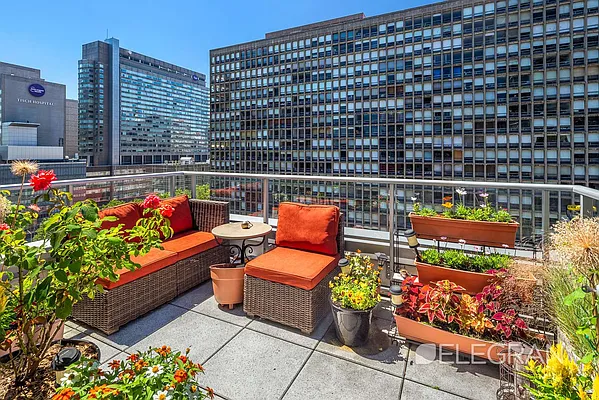 Rented by (Legacy) Elegran | media 13