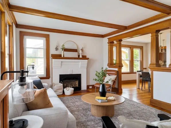 22 Ossipee Rd #2, Somerville, MA 02144