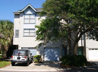 2215 2nd St S, Jacksonville Beach, FL 32250