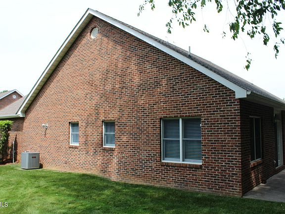 5th image of 6 Oak Leaf Ct #6