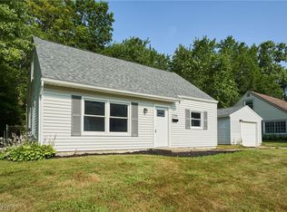 2280 Suncrest Dr, Cuyahoga Falls, OH