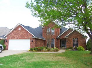 3401 Riverwalk Ct, Norman, OK 73072