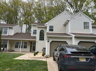 60 Cypress Dr, East Windsor, NJ 08520