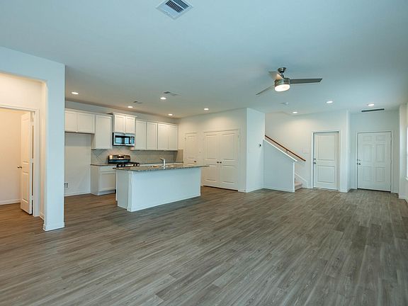 4th image of 11904 Blue Crab Ln
