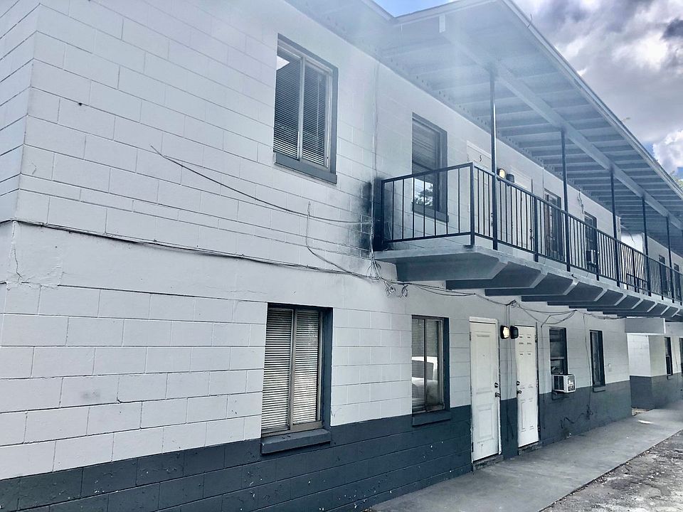 1st image of 430 Sunset Dr Unit 1-8