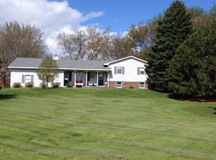 10296 Heather Ave, Clear Lake, IA 50428
