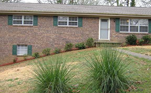 3rd image of 48 Wells Ln
