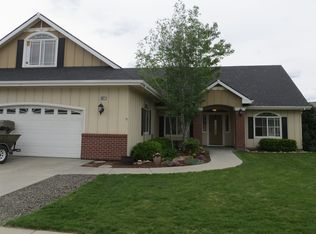 697 S Aries Ave, Star, ID 83669