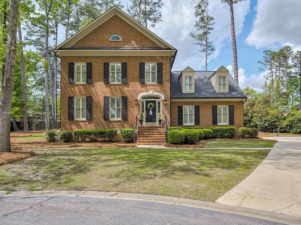 1st image of 3 Tall Pine Court