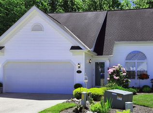 712 Jonquil Ln #66, Madison, OH 44057