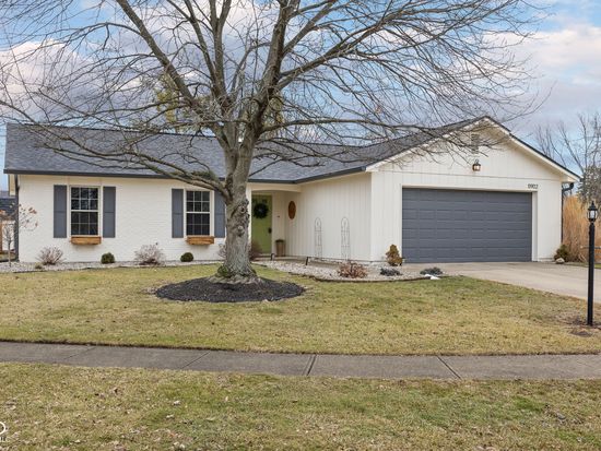 11902 Bryden Pl, Fishers, IN 46038