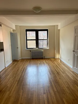 Rented by Oxford Property Group | media 10