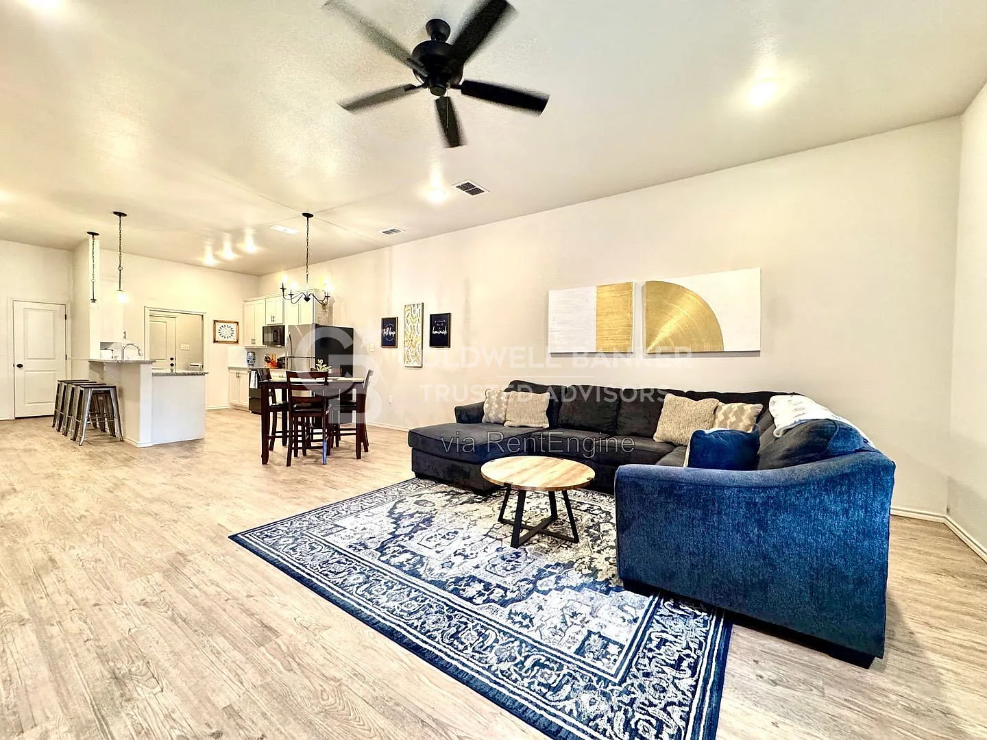 2 bed, 2.0 bath, 1407 sqft, $2,500 — Photo 3