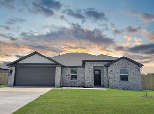 307 N Yona Ln, Farmington, AR 72730