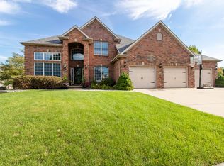 28 Conway Cir, Bloomington, IL