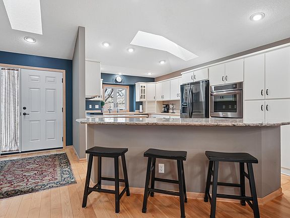 3rd image of 5125 Stoney Bridge Ct