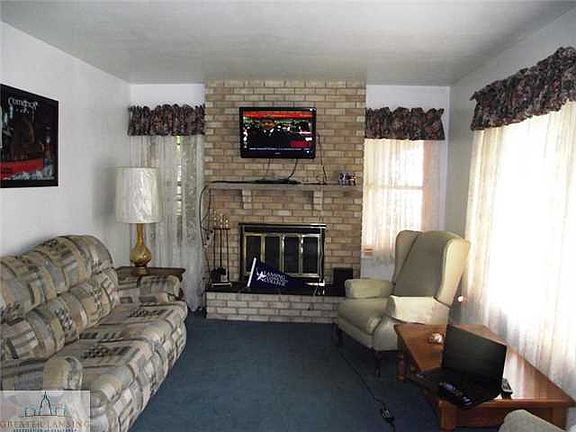 4th image of 1014 Samantha Ave
