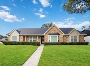 6103 Valkeith Dr, Houston, TX 77096