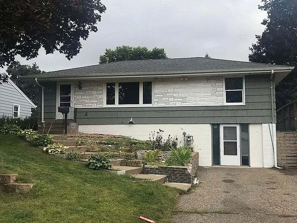 1st image of 748 20th Ave N