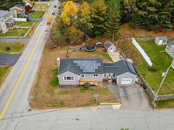 4th image of 1 Pineland Ave
