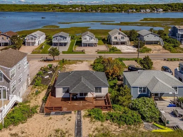 391 Atlantic Ave, Westerly, RI 02891